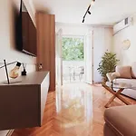 Cozy At Gastro District *