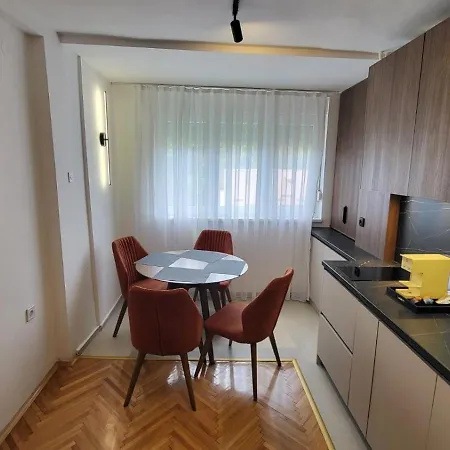 Cozy At Gastro District Апартаменты *
