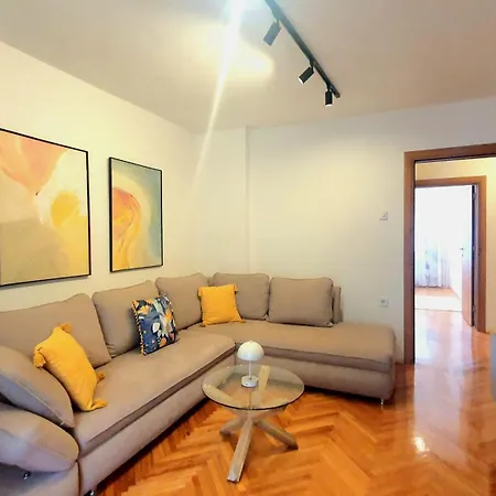 דירה Cozy At Gastro District סקופיה