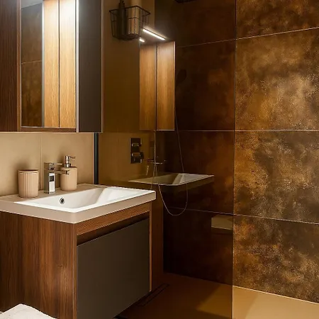Cozy At Gastro District Apartment